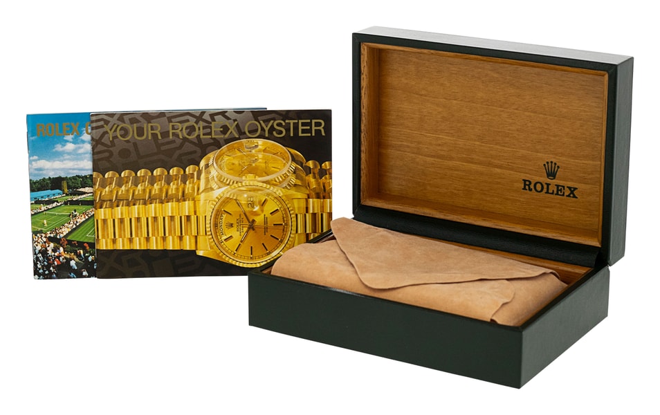 Rolex Oyster Perpetual Date 15223